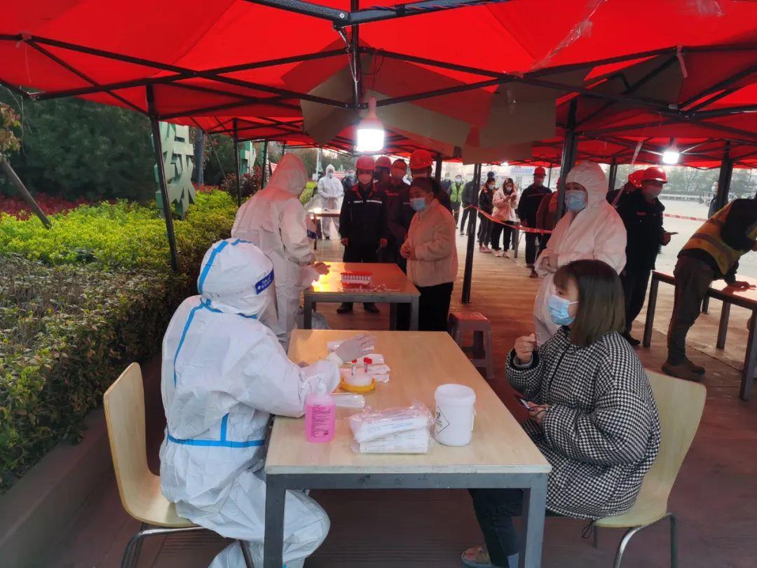 同心抗疫，共度时艰—星耀国际志愿者助力抗疫一线